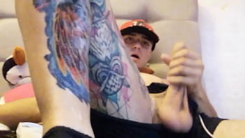Preview 3 of Xxx Vdeo Hdfl - Chavito tatuado y dotado
