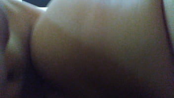 Preview 1 of Fuck My Mami - Mientras whatsapea con su marido