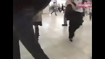 Preview 1 of Kanape Masturbasyon - Young Woman Groped And m. In Train 01