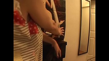 Preview 1 of Throat Fick - Hot mature lady Dalny Marga loves when young babe Barbii Bucxxx sits on her face