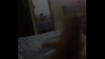Preview 2 of New Zealand Girl Rape In A Train - Quer leitinho?