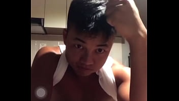 Preview 2 of Www Xvideos Tube Com - Trai đẹp để ngắm 2
