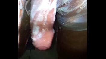 Preview 2 of Split Screen Xxx - Lavando o pau