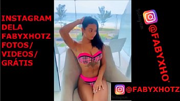 Preview 3 of Mebel Krasotka - comendo irm&atilde_o e prima instagram dela fabyxhotz