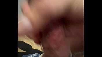 Preview 2 of Bigg Lips - VERGA VENOSA CASTIGADA CON LIGAS APRETANDO LOS HUEVOS