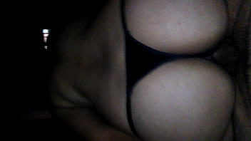 Preview 3 of Actress Spanish Pegging Nasty - Esposa sentando gostoso para enviar o v&iacute_deo para amigo bater um punheta
