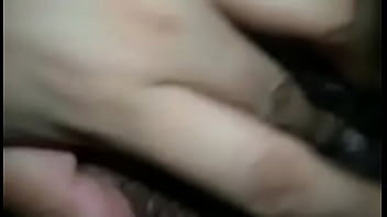 Preview 3 of Sunny Leone Sex Page 2 - Mi amiga la gordita me ense&ntilde_a sus tetas Y se masturba para mi