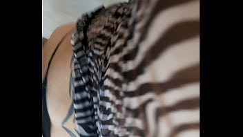 Preview 3 of Erotic Rape Video - Deixei meu carro para instalar som somente para o rapaz entrega-lo ap&oacute_s o expediente! Que pauzudo deliciosoooo!!!