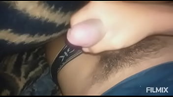 Preview 2 of Cumming Hard Wile Depthroating - Casero hombre