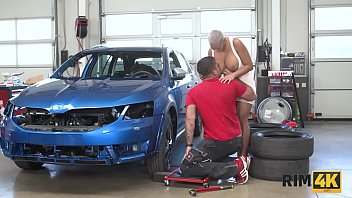 Preview 2 of Nina Mlive - RIM4K. After a hard shift in the garage,  man receives amazing rimjob