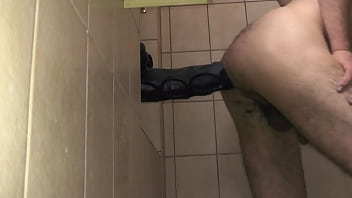 Preview 4 of Shemale Gozando Duas Vezes - Hard and Deep Anal Fucking with the Luca XL Monster Dildo