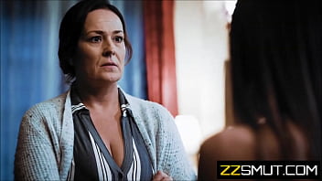 Preview 2 of Alai Bat Xxxx Vidos - step Daughter begs her stepmother for sex