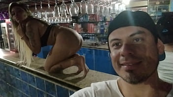 Preview 4 of Megan Salina5 - Aceita Uma Bebida - Monique Lopes - Joy Cardozo