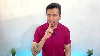 Preview 4 of Xxx Pakistani Local Download - Piloto dotado musculoso y joven aeromozo le hacen un dos romano a un pasajero maduro culon a pelo!
