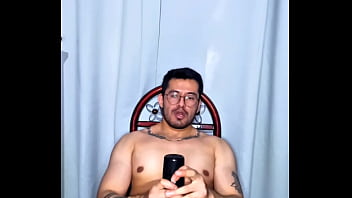 Preview 4 of Sex Call Malayalam - Activo verg&oacute_n peludo musculoso penetra duro su juguete sexual! Lo llena de leche