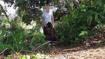 Preview 2 of Heimlich Nutte Escort - Tomando no C&uacute_ na beira do rio