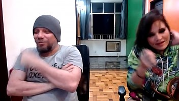 Preview 2 of India Old Man Bus Sex Rap - PORNSTAR JUHSIOUX RESPONDENDO PERGUNTAS PICANTES E INDECENTES DO PUBLICO
