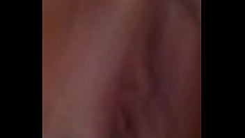 Preview 1 of Big Xxl Blowjob Lips - novinha mexendo na boceta at&eacute_ gozar
