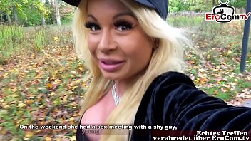 Preview 1 of Pilippen - EroCom Date - Sch&uuml_chterner Mann kommt zu fr&uuml_h beim Usertreffen mit deutscher fitness blondine