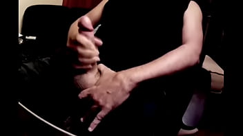 Preview 3 of Russian Institute Lesson 6 - Sacando las &uacute_ltimas gotas de mis balls handjob paja