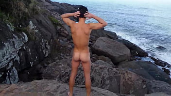 Preview 4 of Tiny White Girl D - NA PRAIA DO ABRIC&Oacute_ RJ SE EXIBINDO $