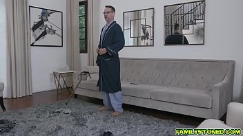Preview 1 of Sri Lankavsexy - Babe Zoe Sparx moans and screams as she gets a hard dick down