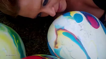 Preview 2 of Xixvedio - Kayla Kandy&#039_s Hot Balloon Play