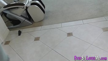 Preview 3 of Ljdpxa Ztwex Wxvncaos - Teenage stepsis sucking balls