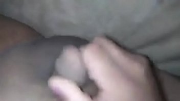 Preview 4 of J Nyr Xxxxx - &Aacute_ngel tovar le dedica una paja a la musca. Final inesperado