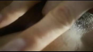 Preview 2 of I Tw - Masturb&aacute_ndome y viniendome rico y delicioso