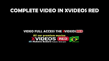 Preview 4 of Dj Fucked - Rubens Badaro e Manu fox em uma resenha de quarentena. ( V&iacute_deo completo no xvideos red )