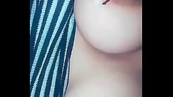 Preview 2 of House Wife 1 On2 - Estaba super caliente y alcance a tocar mi pezon con la lengua