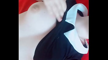 Preview 1 of 2017 Hot New - Novinha com bucetinha rosada