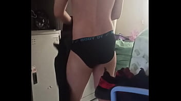 Preview 3 of Pakistani Sex In Urdu Audio - Quay l&eacute_n trai thẳng thay đồ thấy mặt