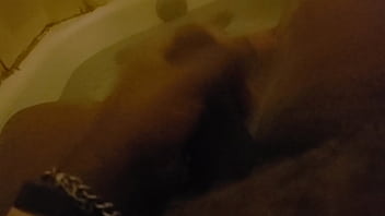 Preview 4 of Mom 69puran - Jerking in Bathtub