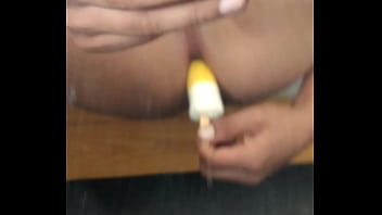 Preview 1 of Kimber James Cum While Fucked - Preparando mi culito para una rica verga