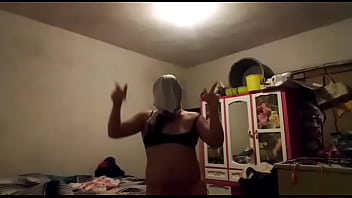 Preview 2 of Bas Fuk - Baila para su novio por WhatsApp