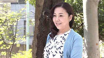 Preview 1 of Share My Blindfolded Gf - 初撮り五十路妻ドキュメント  仲岸和美