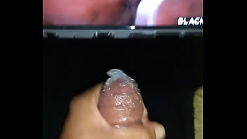 Preview 2 of Badi Mom Xxx Porn - Masturbando otra vez