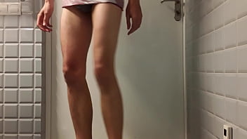Preview 1 of Jizz Lee - Wank in the bathroom