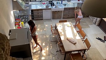 Preview 1 of Zuzrk H Al - Anissa Kate,  Megane Lopez et Angel Emily avalent le sperme de Mike Angelo apr&egrave_s une bonne triple pipe !