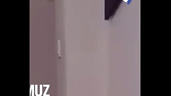 Preview 1 of Sari Vabi - Se&ccedil_mece yeni video isteyenler