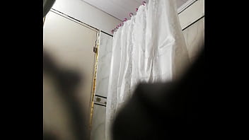 Preview 4 of Unrated Movies 3gp - Tetas de prima en el ba&ntilde_o