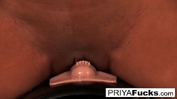 Preview 3 of Hikaru Men - Hot fun in the sun with sexy Indian MILF Priya Rai!