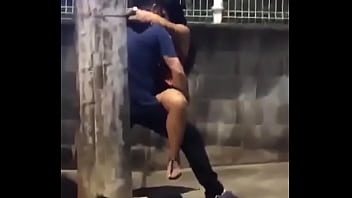 Preview 2 of Allei Rae - En la calle