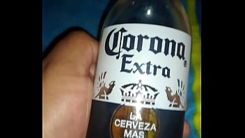 Preview 2 of Xxnx Live Com - Tomando una buena cerveza
