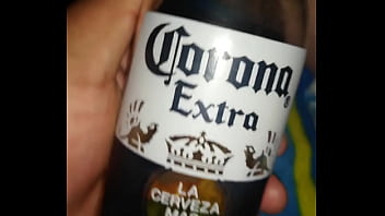 Preview 4 of Xxnx Live Com - Tomando una buena cerveza