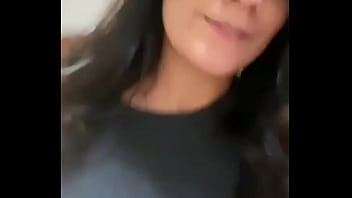 Preview 4 of Bsazzer - Kerli moran deja ver sus deliciosas tetas