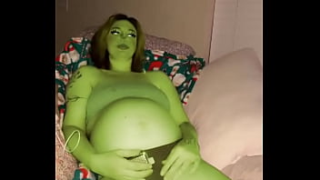 Preview 4 of Boys Xnxxx 5 Years - Pregnant Mrs. Grinch looking for a Who packing a big present   Don&rsquo_t tell my husband.