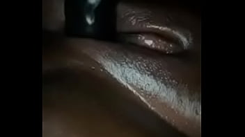 Preview 2 of Chude Land Ladaye - Playing in pussy